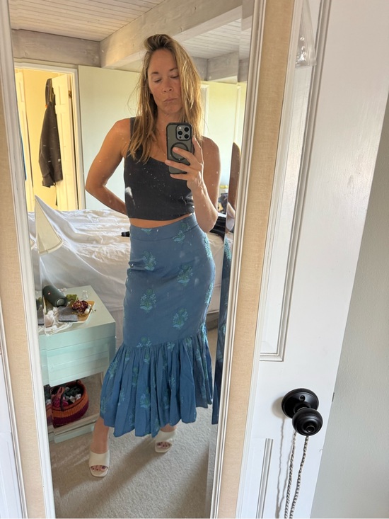 Eddy Dresses & Skirts - Eddy - High-Waist Embroidered Floral Midi Skirt with mermaid hem